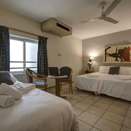 Szálloda Sliema Chalet Hotel 3*