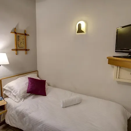 Sliema Chalet Hotel