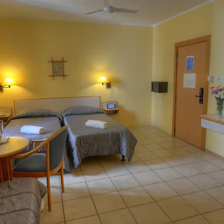 Sliema Chalet Hotel Hotel 3*