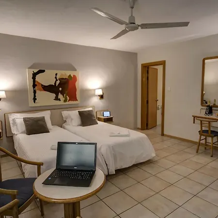 斯丽马小木屋酒店 酒店 斯利马