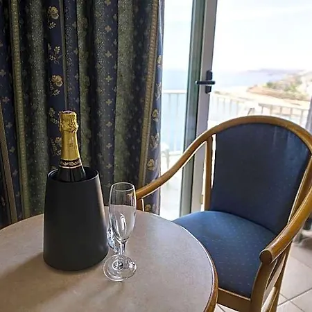 Sliema Chalet Hotel