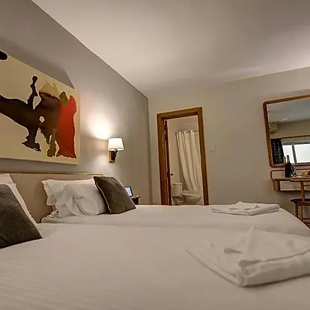 Sliema Chalet Hotel