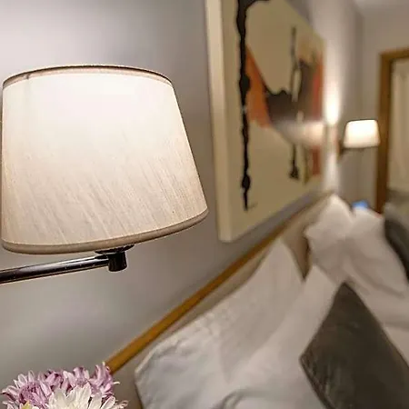 Sliema Chalet Hotel 3*