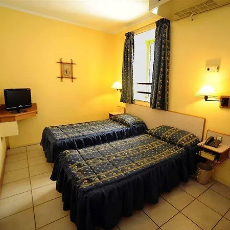 Sliema Chalet Hotel