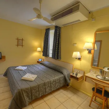 Sliema Chalet Hotel 3*