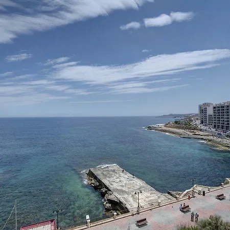Sliema Chalet Hotel