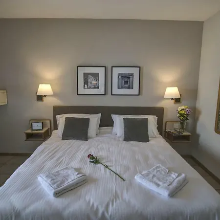 Sliema Chalet Hotel 3*