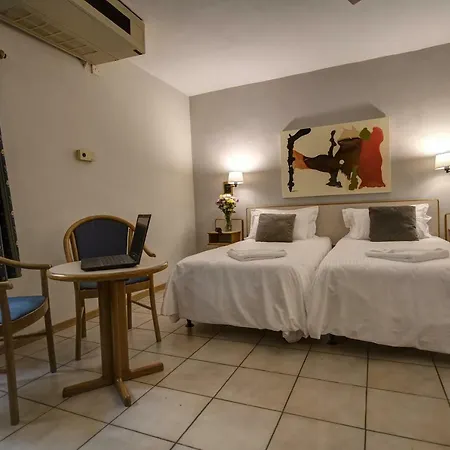 Hotel Sliema Chalet Hotel 3*