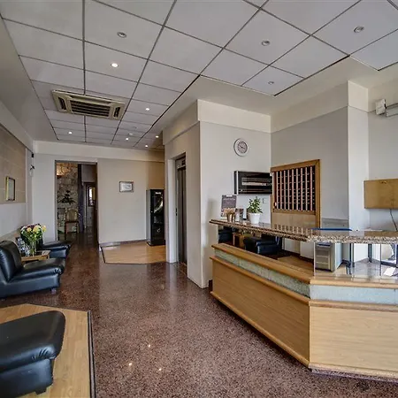 斯丽马小木屋酒店 酒店 3*