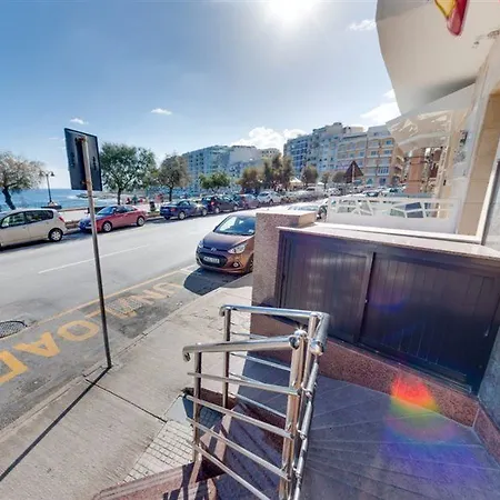 Hotel Sliema Chalet Hotel