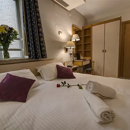 Sliema Chalet Hotel 3* Sliema