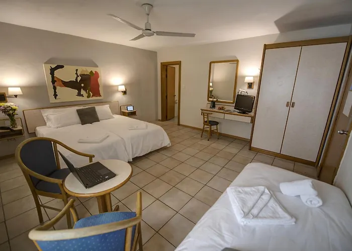 Sliema Chalet Hotel Hotel 3*