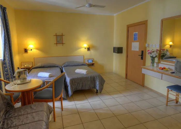Sliema Chalet Hotel Szálloda 3*