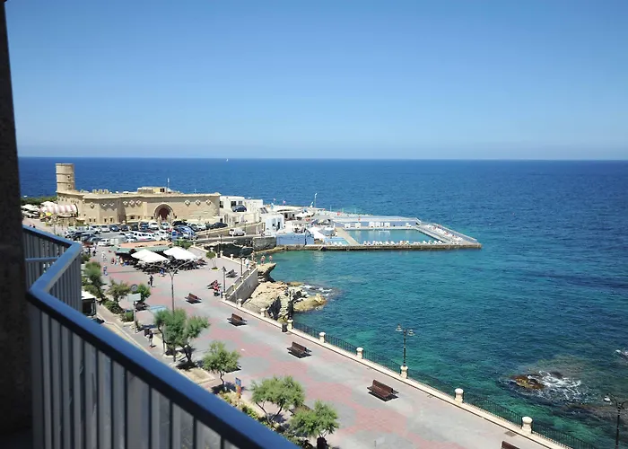 Sliema Chalet Hotel 3*