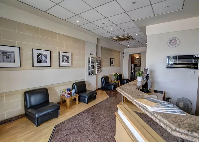 Szálloda Sliema Chalet Hotel