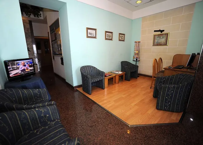 Sliema Chalet Hotel 3* Sliema