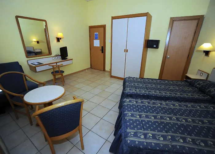 Sliema Chalet Hotel Hotel 3*