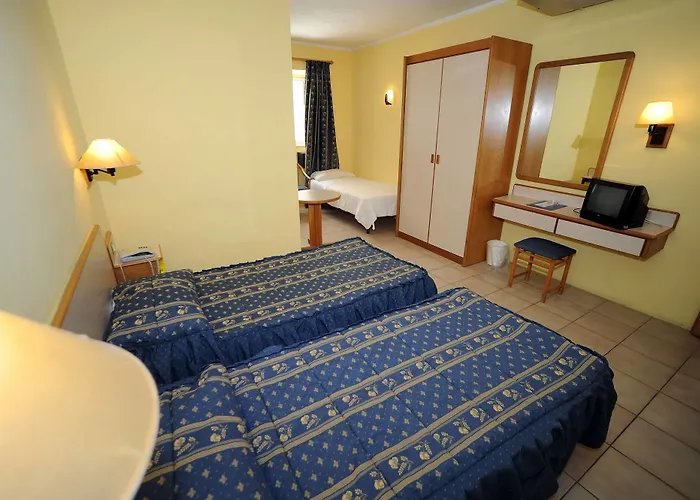 Sliema Chalet Hotel 3*