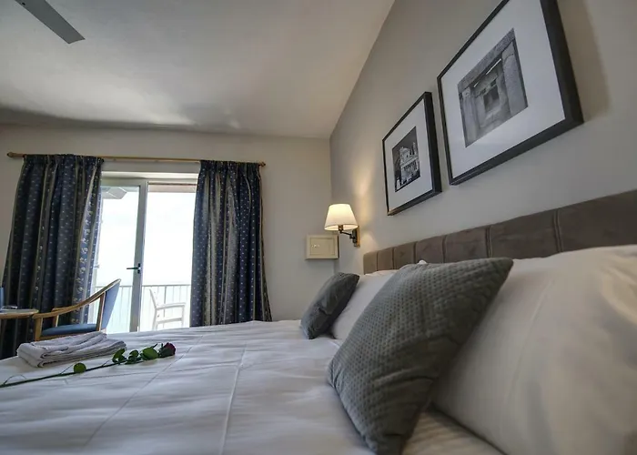 Szálloda Sliema Chalet Hotel Sliema