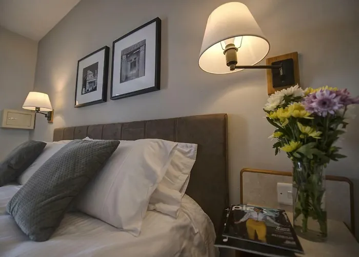 Sliema Chalet Hotel Szálloda