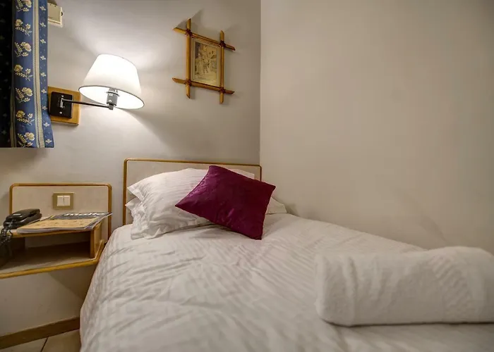 Sliema Chalet Hotel 3*