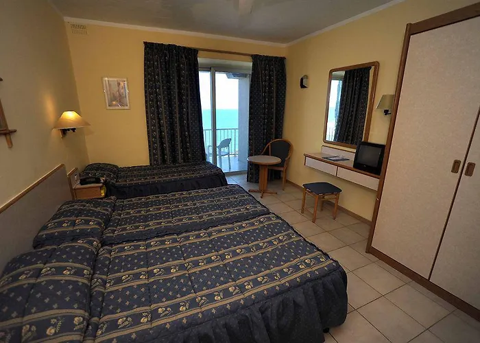 Sliema Chalet Hotel Szálloda 3*