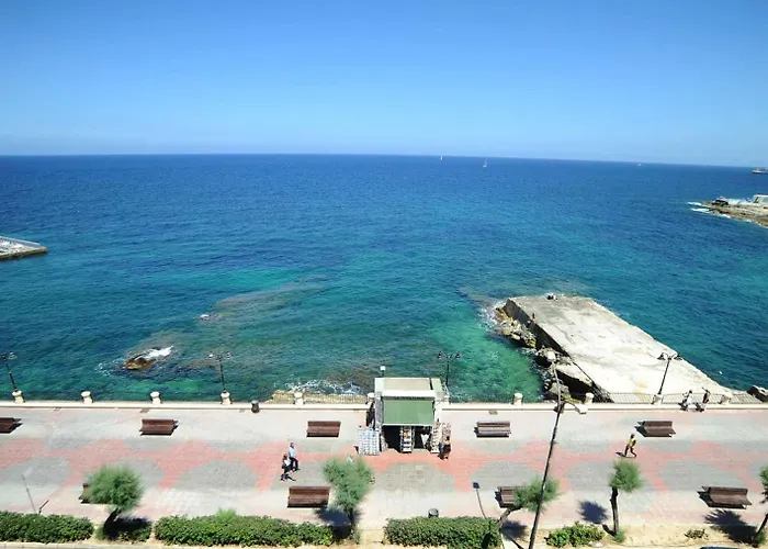 Hotel Sliema Chalet Hotel 3*